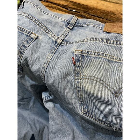 Levis 550 Mens Vintage Denim Blue Jeans 38x32 red tab Distressed Paint - Picture 2 of 9